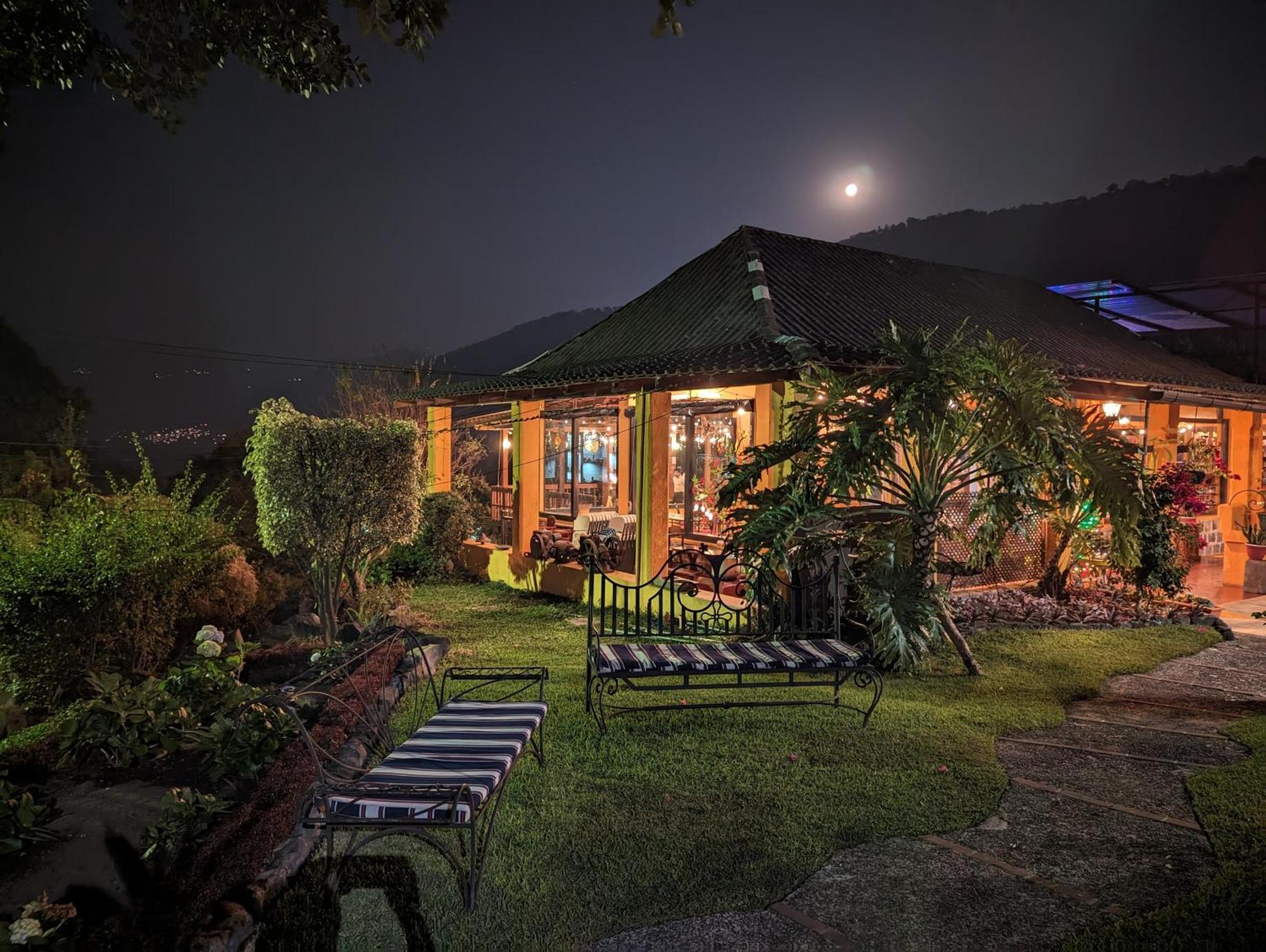 Hotel Toliman San Lucas Tolimán 外观 照片