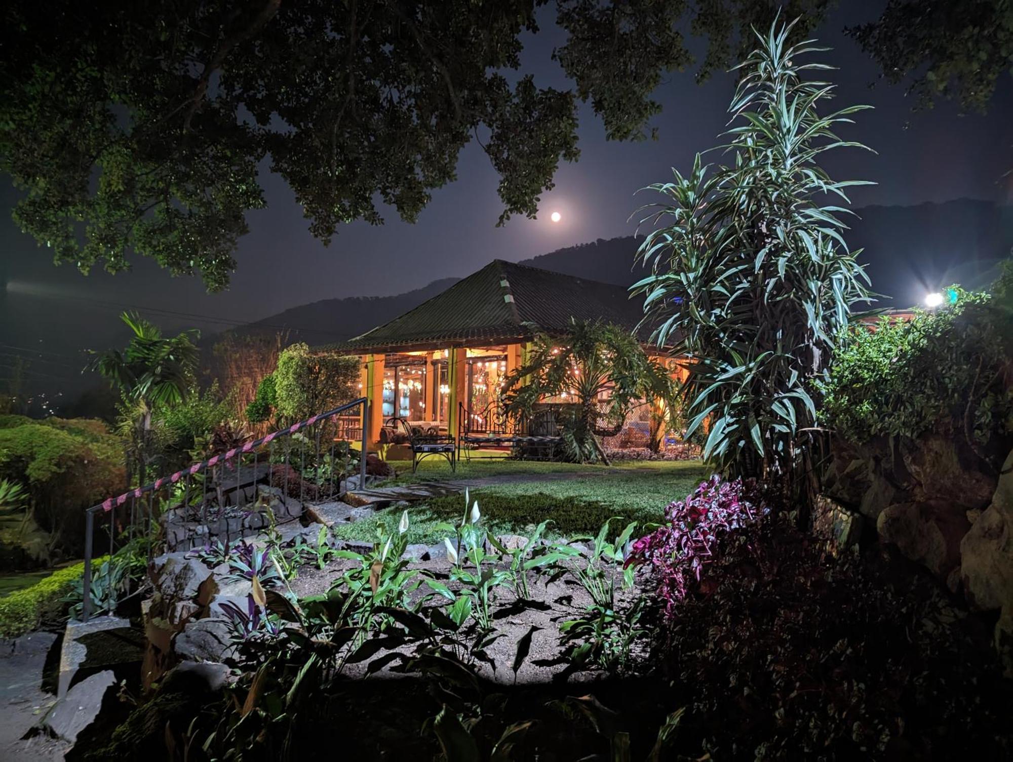 Hotel Toliman San Lucas Tolimán 外观 照片