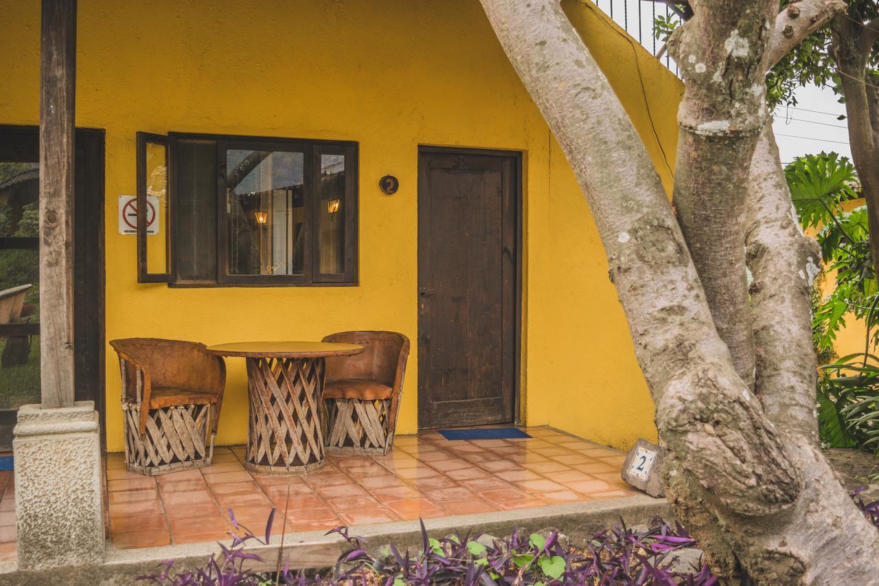 Hotel Toliman San Lucas Tolimán 外观 照片
