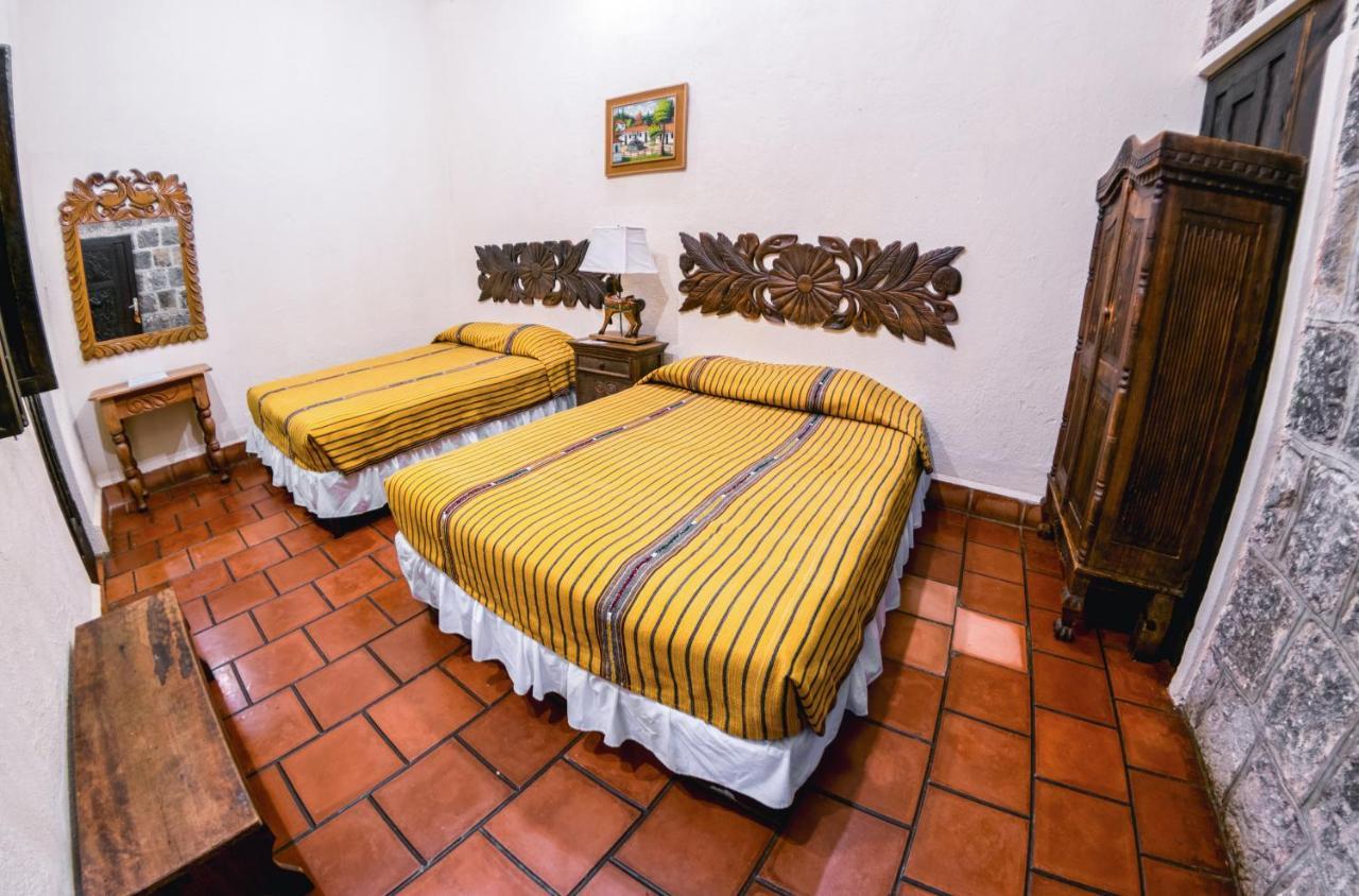 Hotel Toliman San Lucas Tolimán 外观 照片
