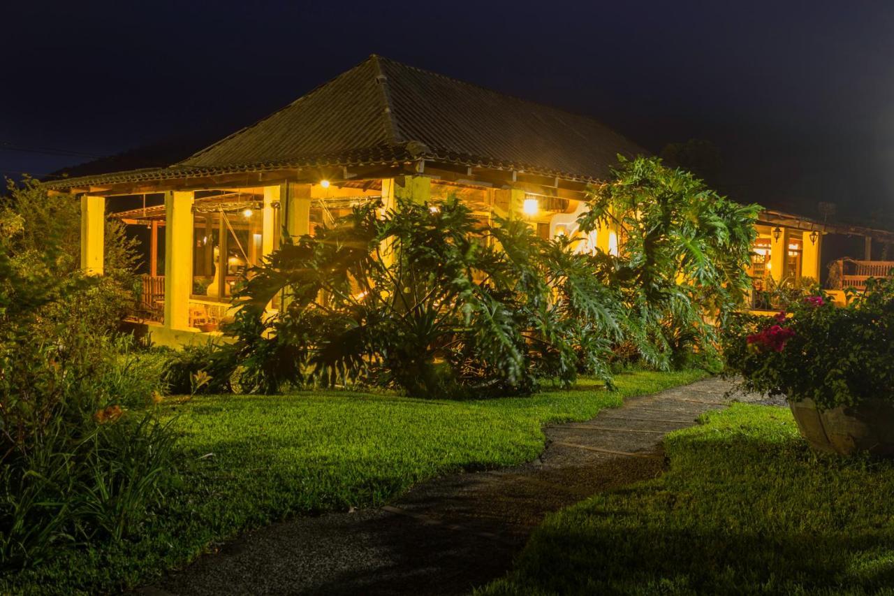 Hotel Toliman San Lucas Tolimán 外观 照片